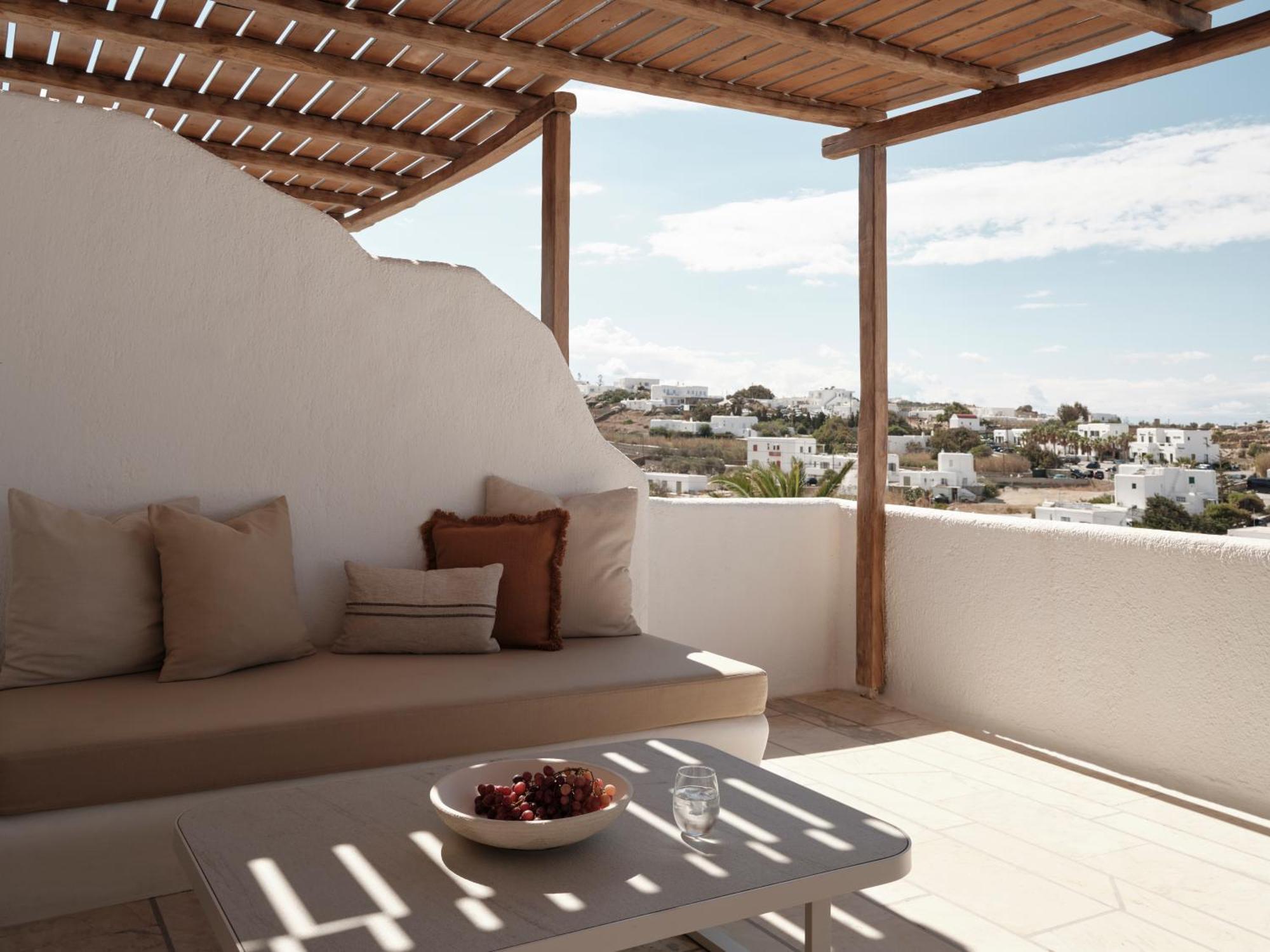 Superior Room or Pool View Jacuzzi
